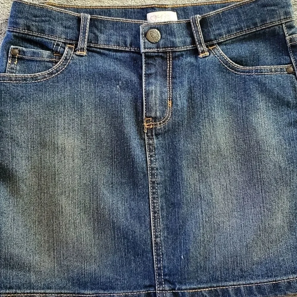 Girls Childrens Place Dark Blue Wash Denim Jean Skirt Size 12 Slim